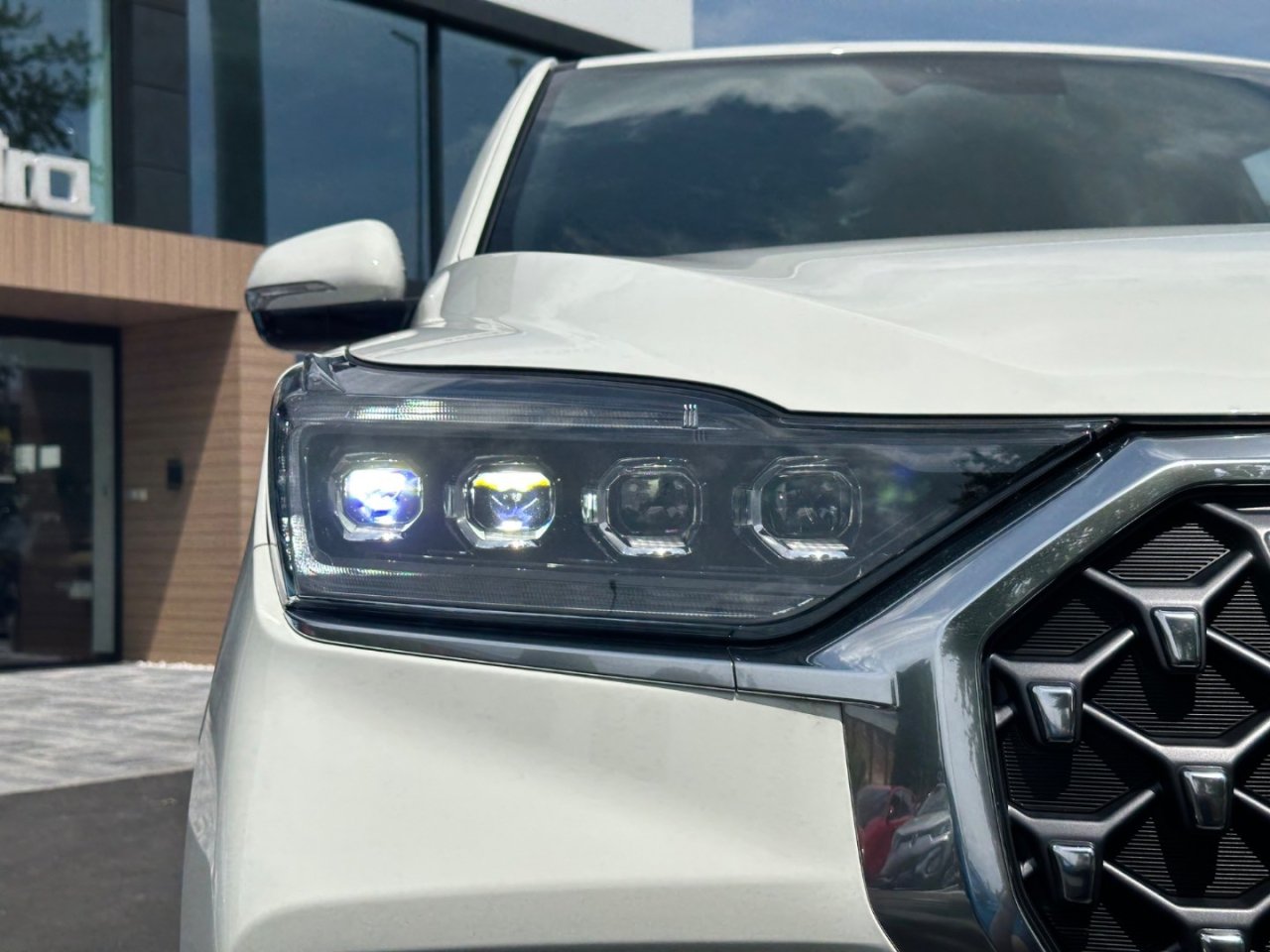 REXTON G4 Y470 MY25 CLUB2.2E-XDI202HP4WDA8 66518