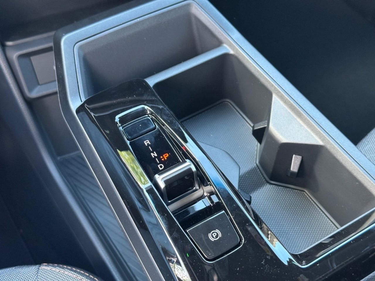 Torres HEV GAO AT FWD 65547