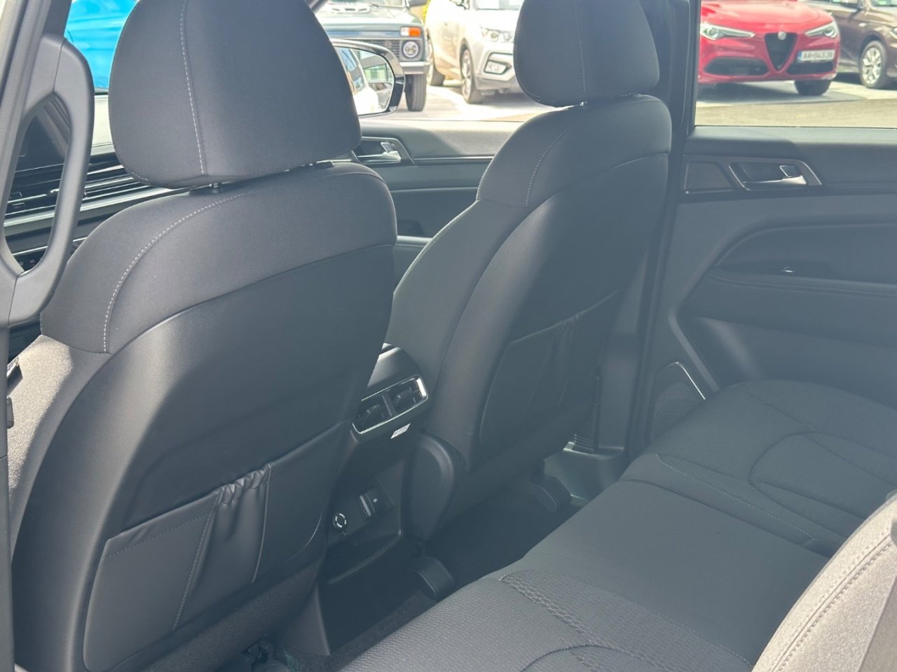 REXTON G4 Y470 MY25 CLUB2.2E-XDI202HP4WDA8 63928