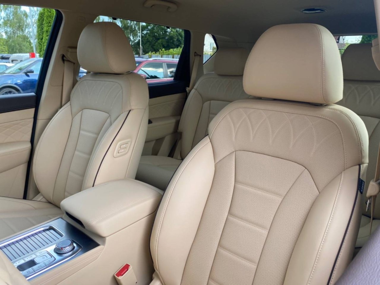 REXTON G4 Y470 MY25 PREMIUM2.2E-XDI202HP4WDA8_63923