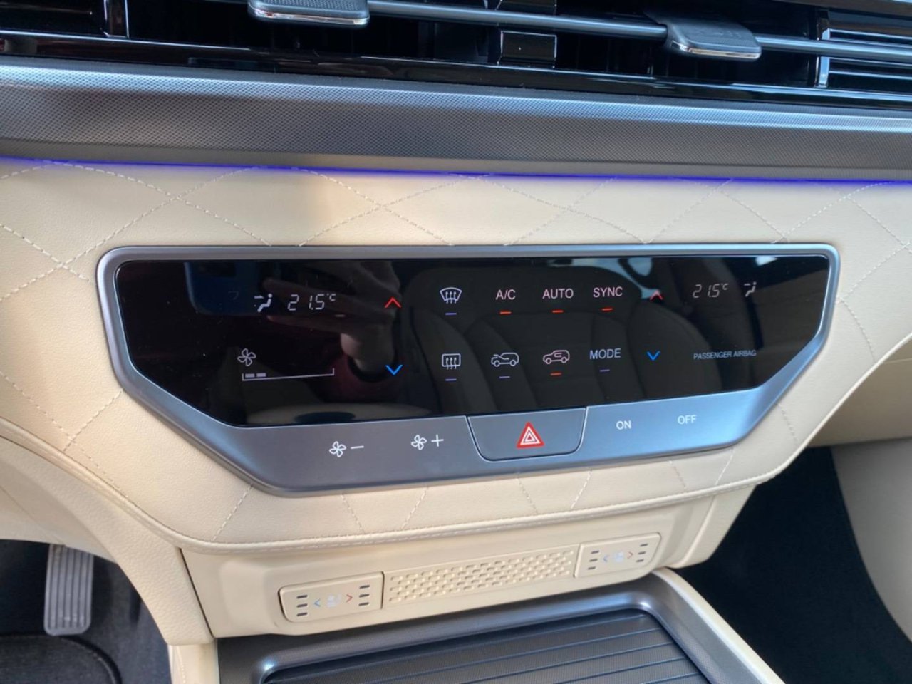 REXTON G4 Y470 MY25 PREMIUM2.2E-XDI202HP4WDA8_63923