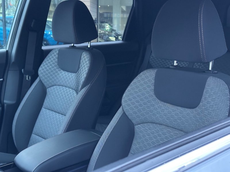 KGM Torres HEV STYLE ADE2 65810