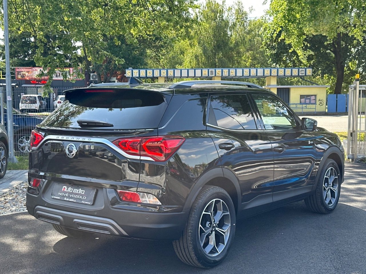 KGM korando style lak 68794